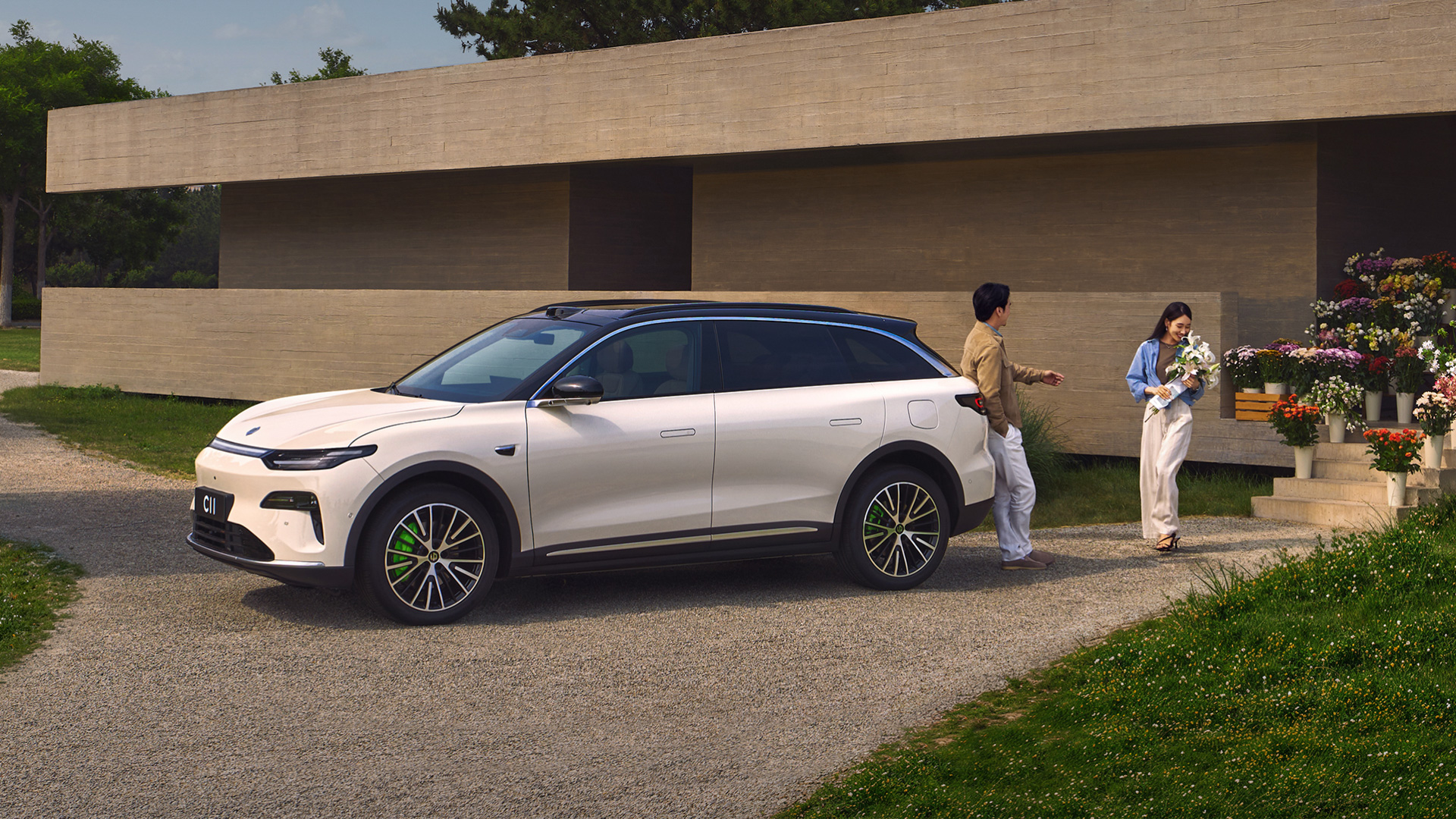 Электромобиль Leap Motor C11